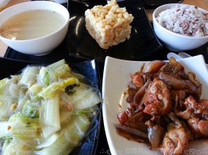 0614 乾蔥豆豉炆雞件、紹菜粉絲蝦米、紅蘿蔔粟米瘦肉湯、薩其馬